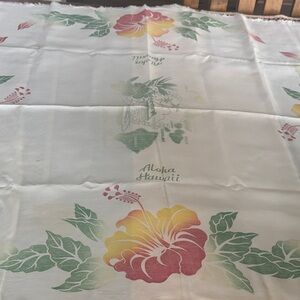 Vintage Hawaiian Linens